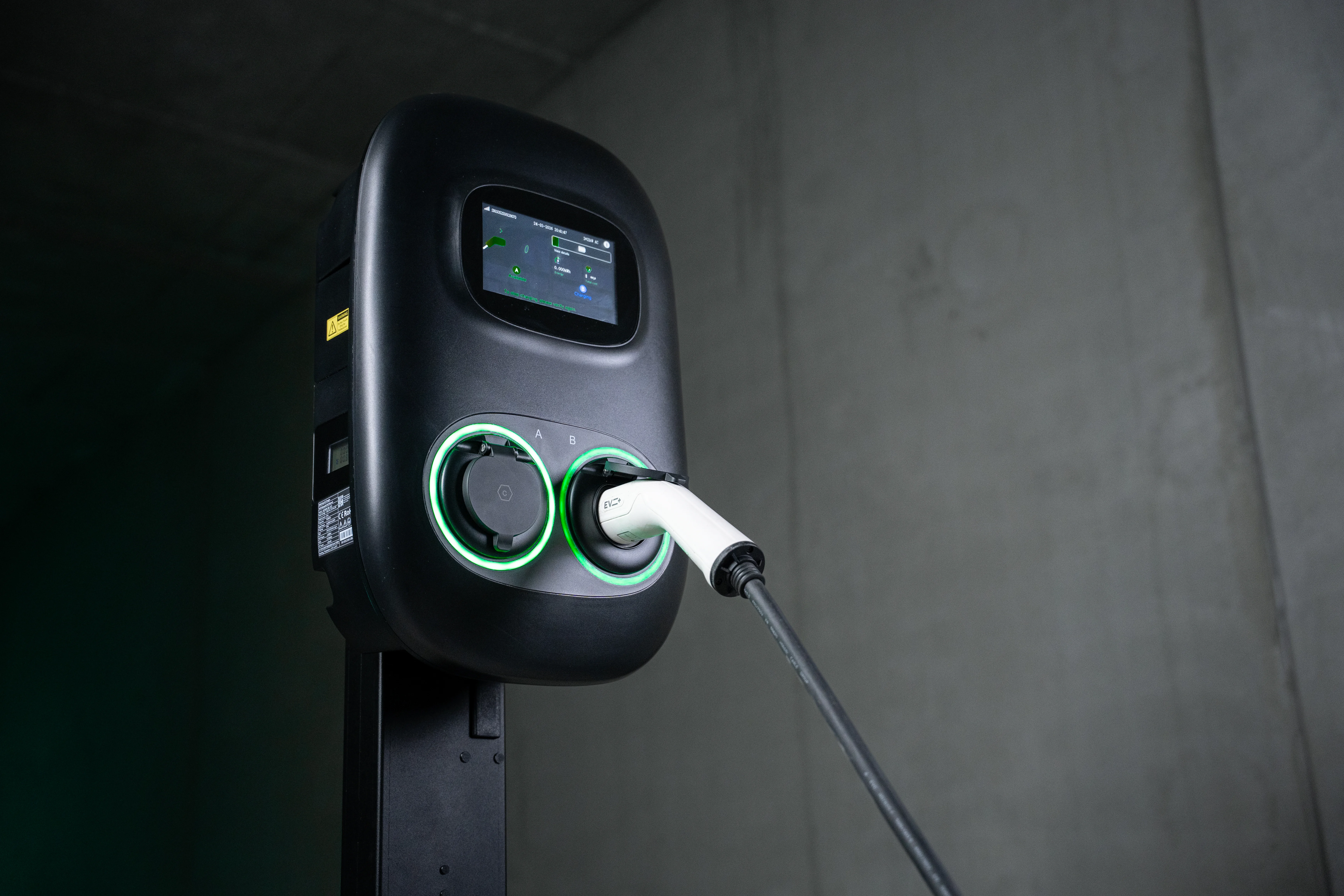 Volt Time Two Pro socket close-up